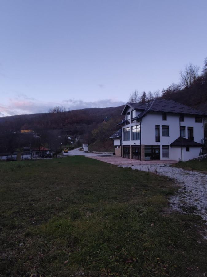 Zlatarska Dolina Bed & Breakfast Nova Varos Exterior photo